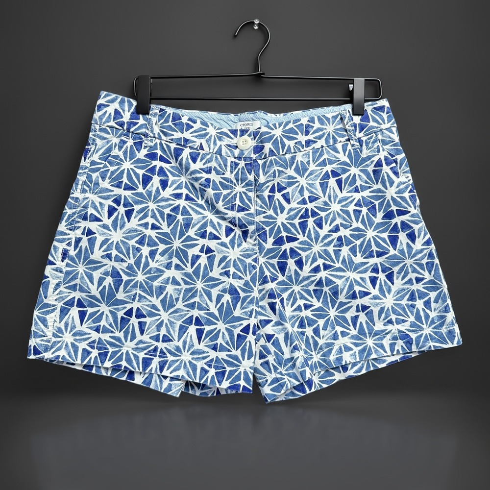 Crown & Ivy Caroline Shorts Women 10 Ten Blue White Geometric Chino Preppy